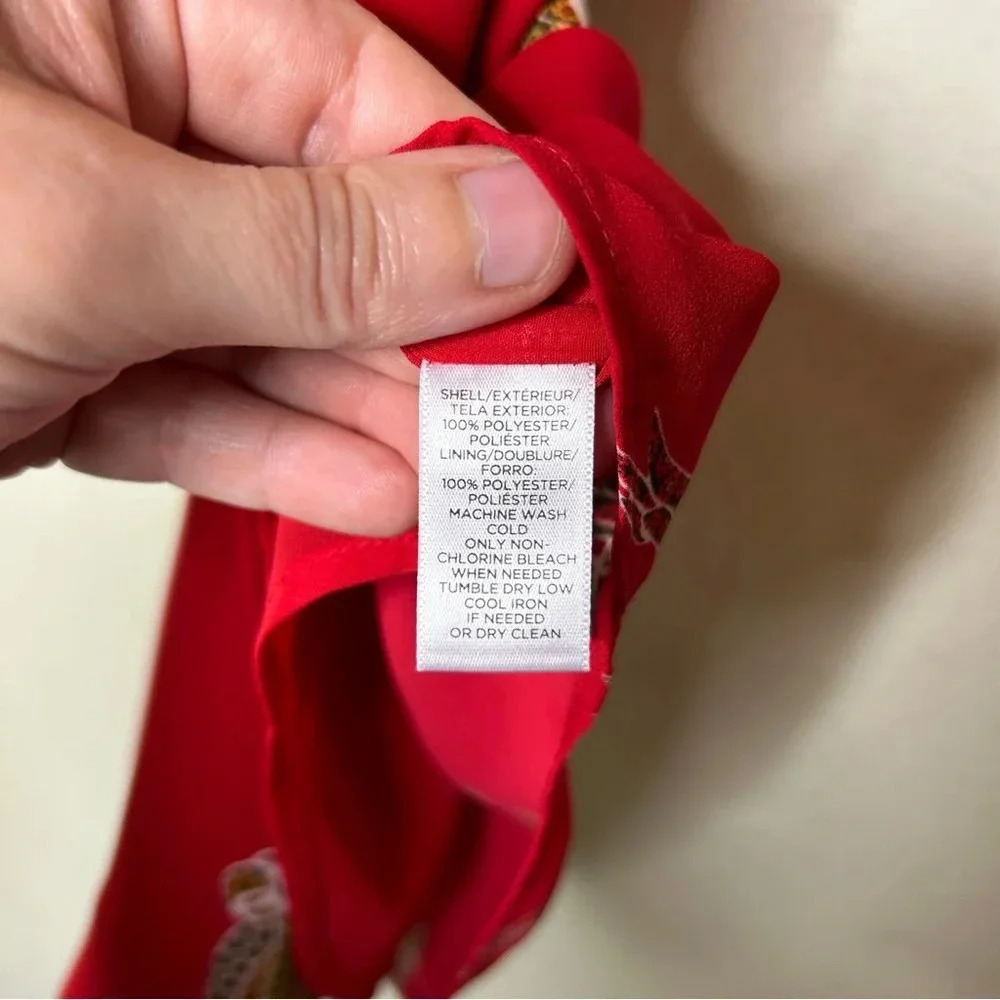 LOFT Red Parrot V Neck Tank Size Small Petite - Picture 5 of 6